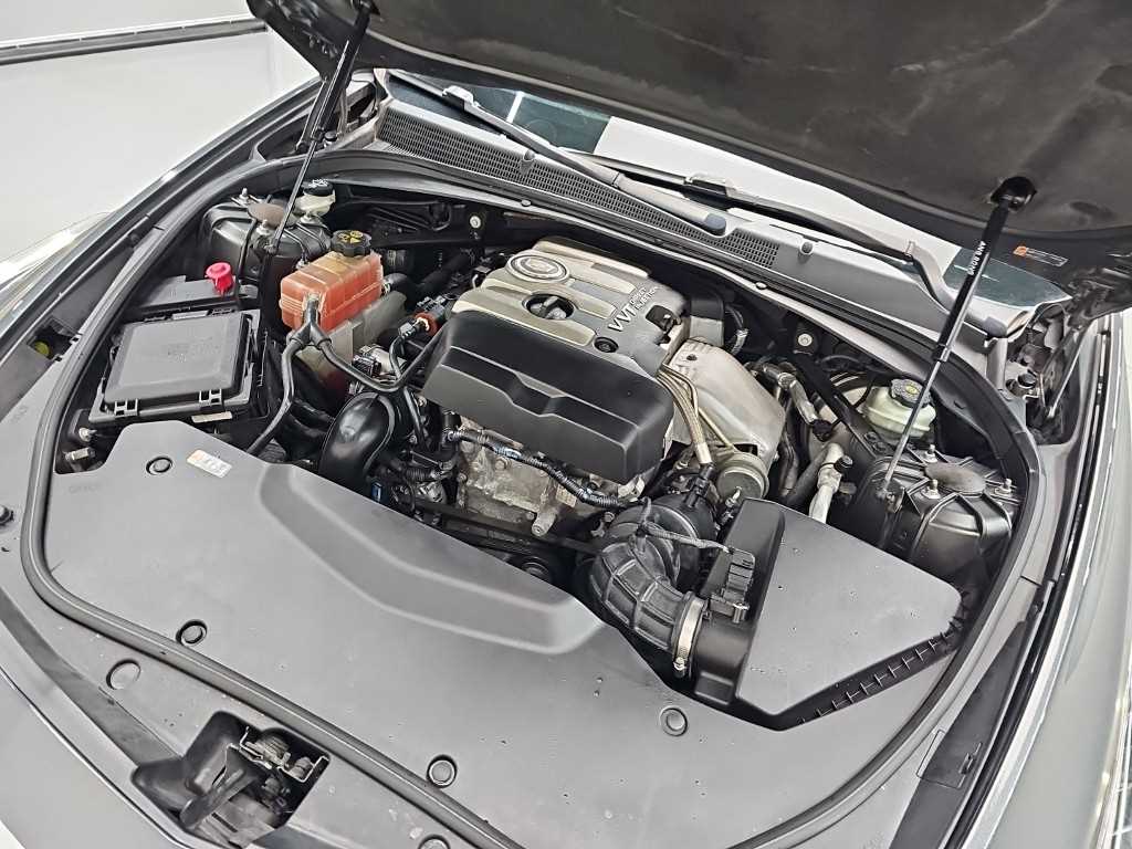 Cadillac CTS — photo 05