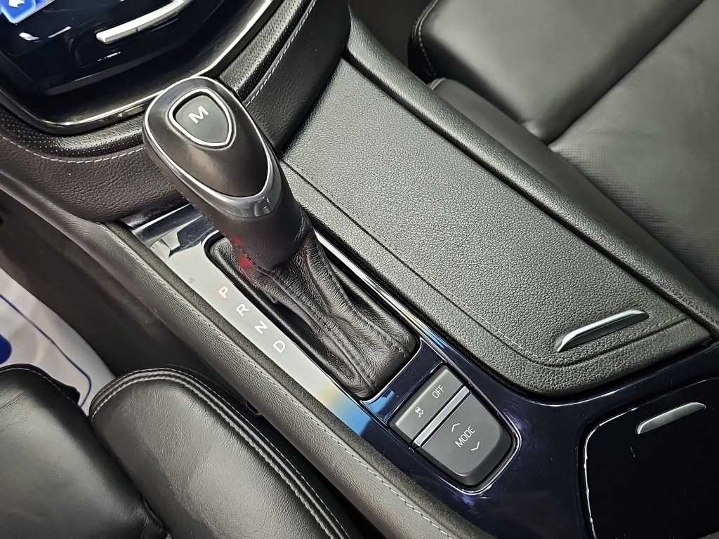 Cadillac CTS — photo 10