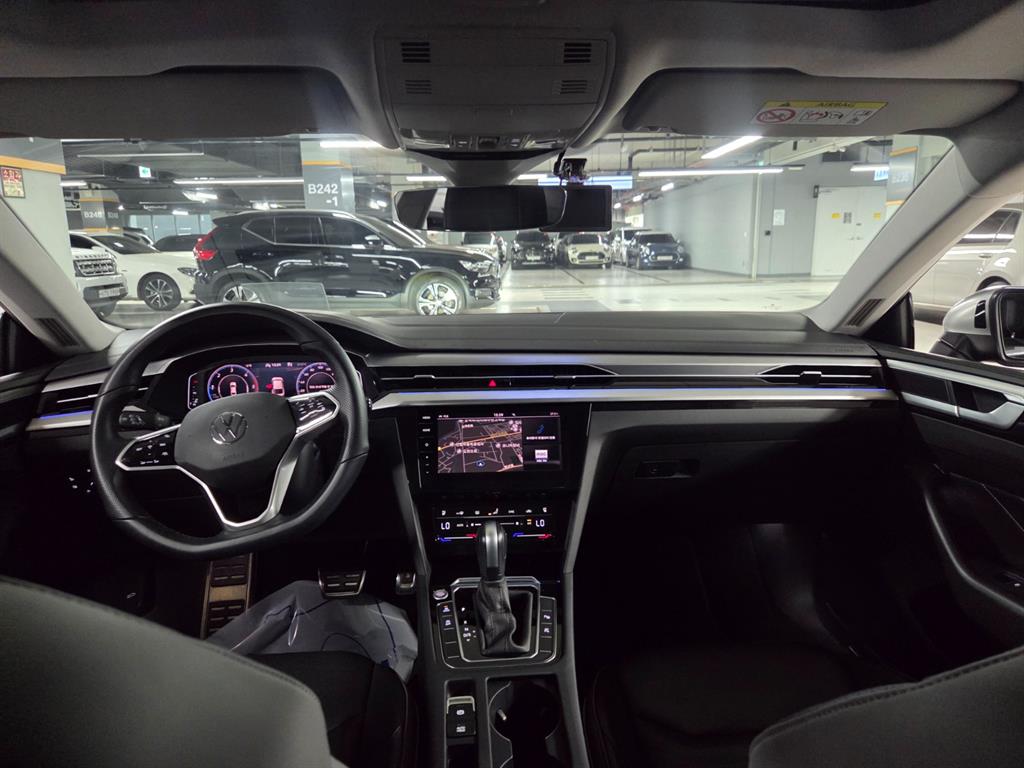 Volkswagen Arteon — photo 07