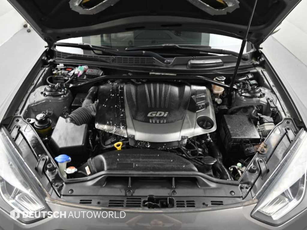 Hyundai Genesis — photo 06