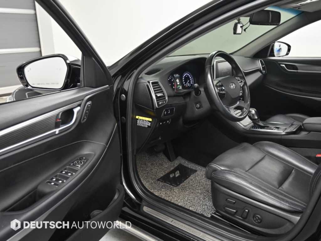 Hyundai Grandeur — photo 10