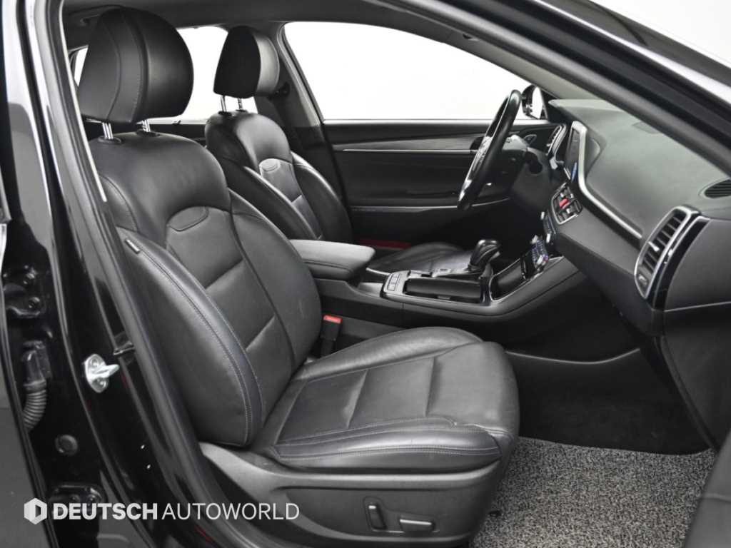 Hyundai Grandeur — photo 11