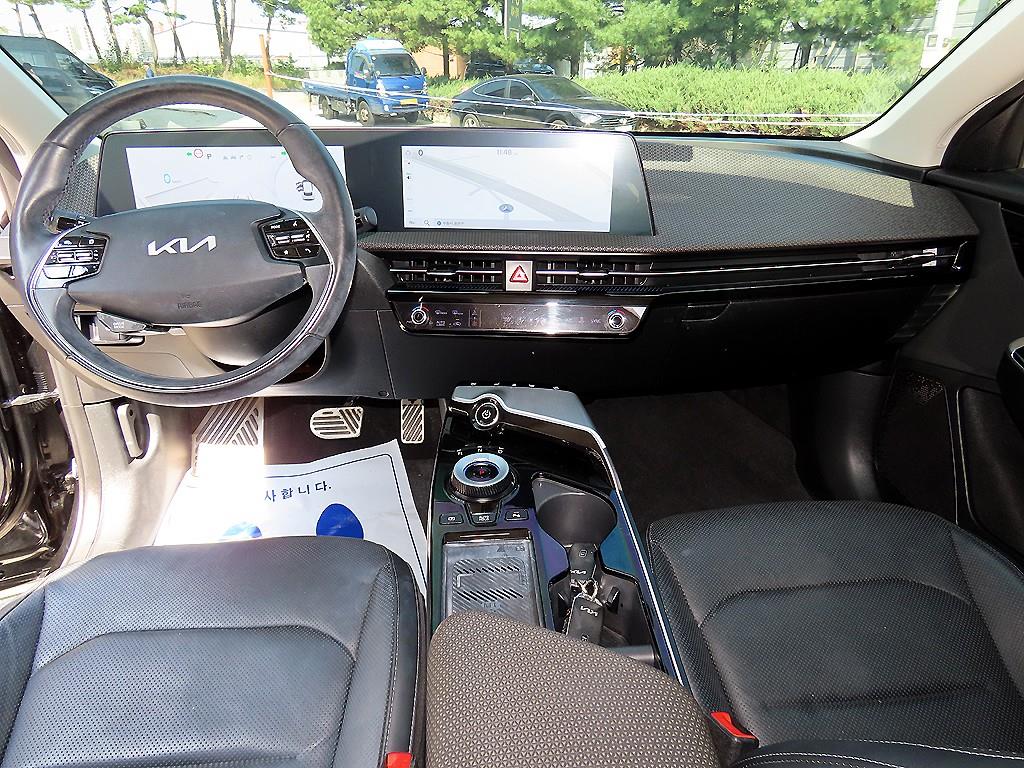 Kia EV6 — photo 07