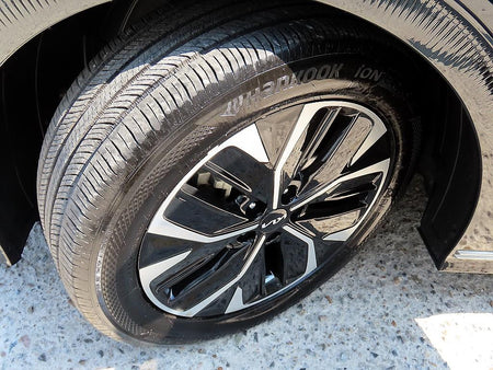 Kia EV6 — photo 20