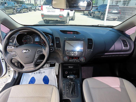 Kia K3 — photo 07