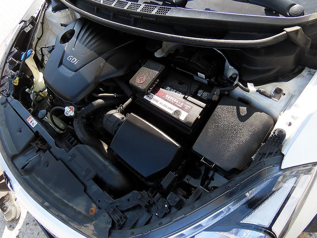 Kia K3 — photo 17