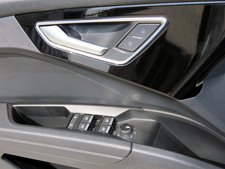 Audi Q4 e-tron — photo 12