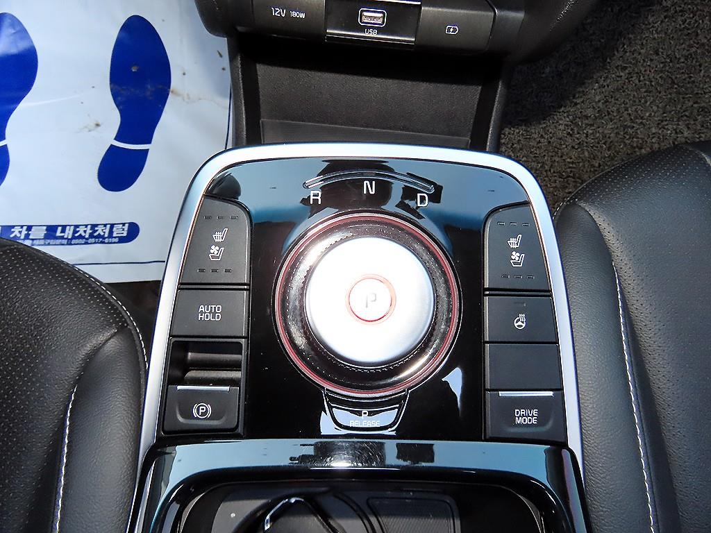 Kia Niro — photo 10