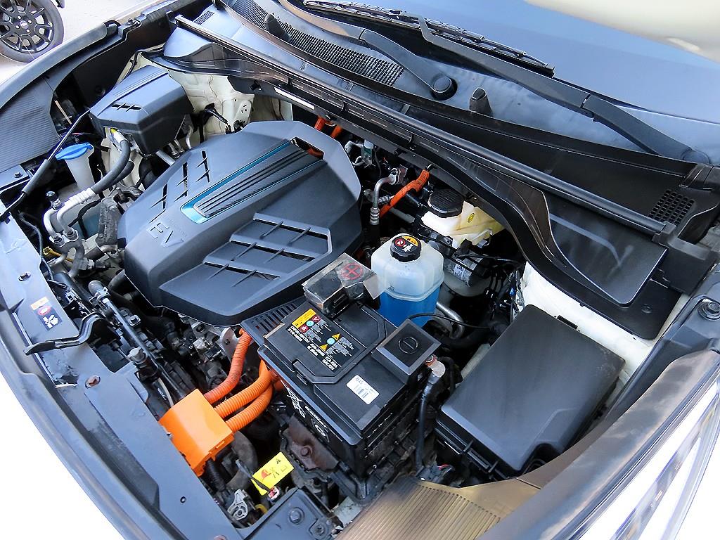 Kia Niro — photo 19