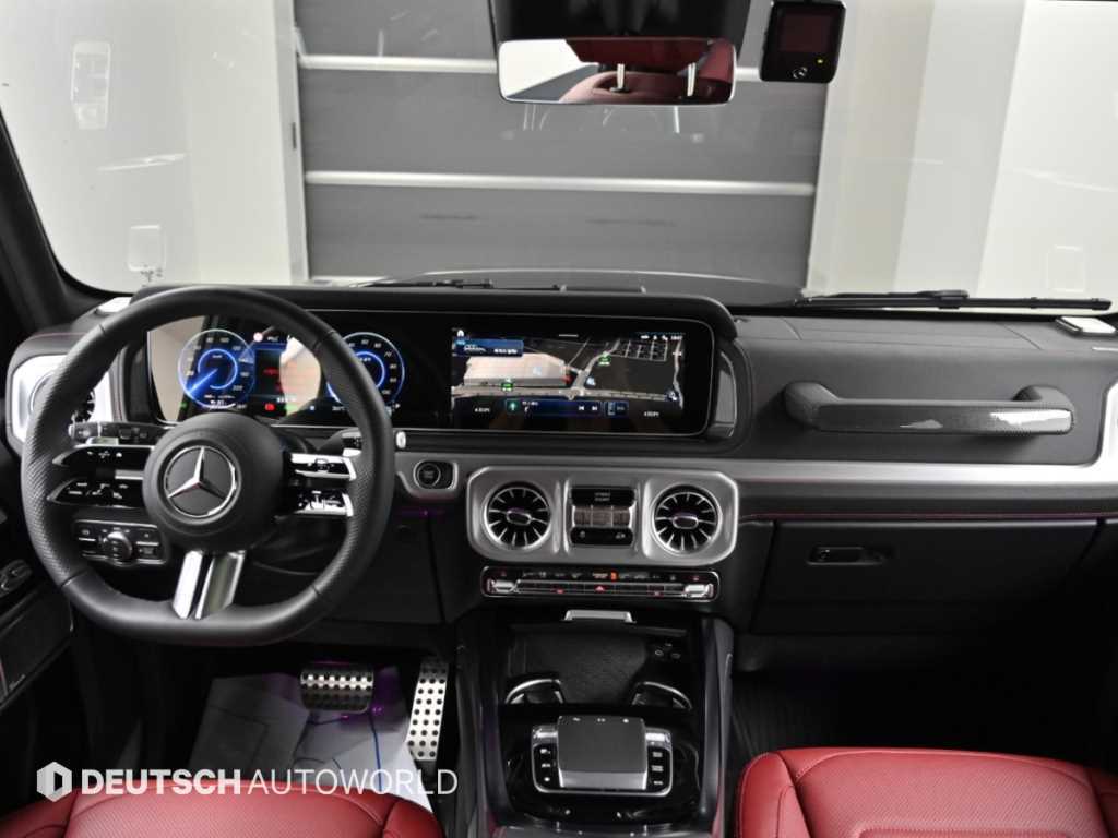 Mercedes-Benz G-Class — photo 07