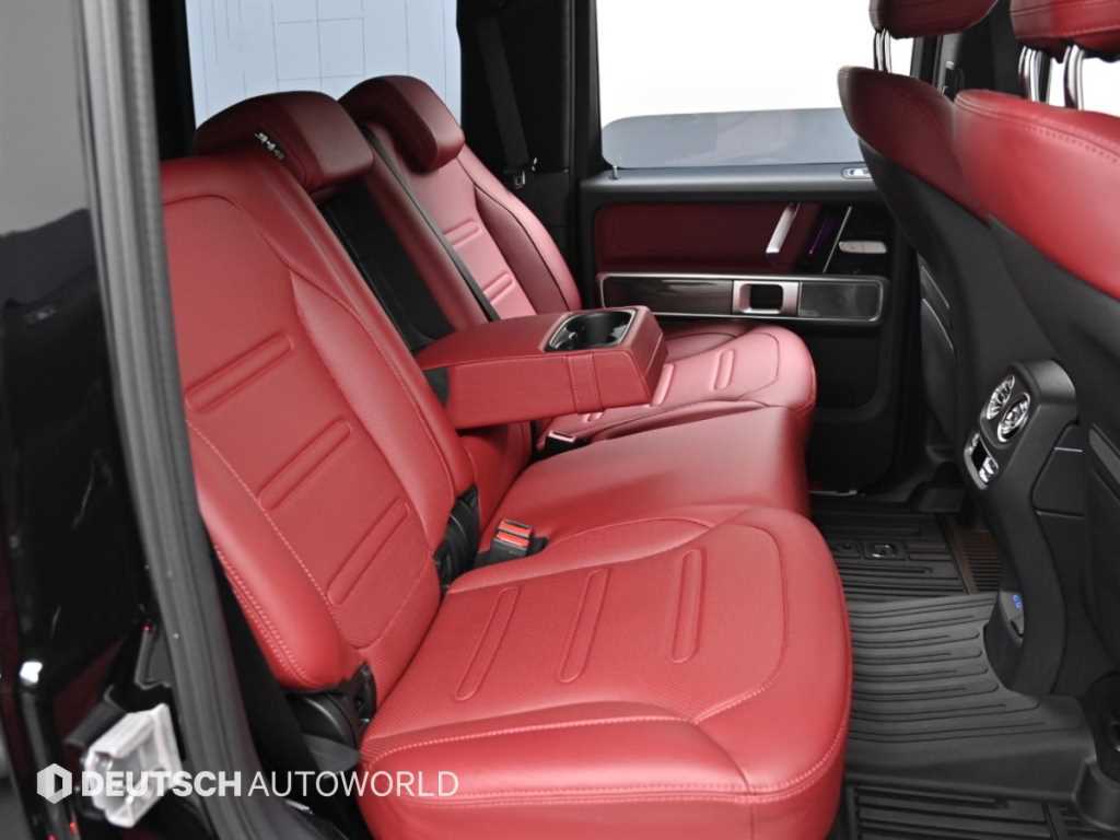 Mercedes-Benz G-Class — photo 12