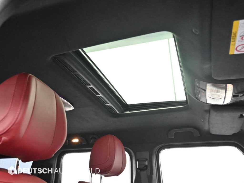Mercedes-Benz G-Class — photo 18