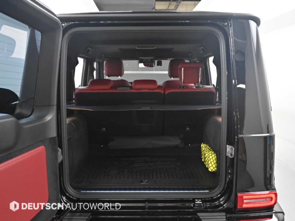 Mercedes-Benz G-Class — photo 19