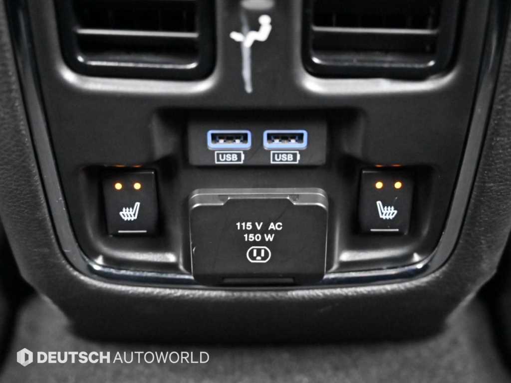 Jeep Cherokee — photo 16