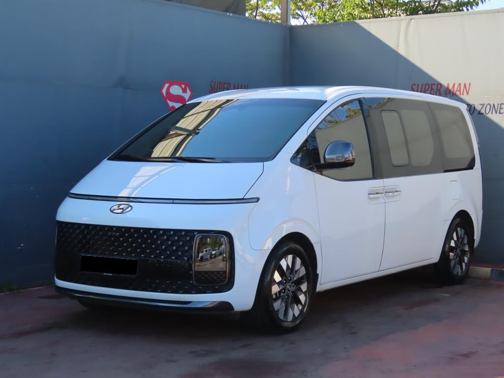 Hyundai Staria — photo 01