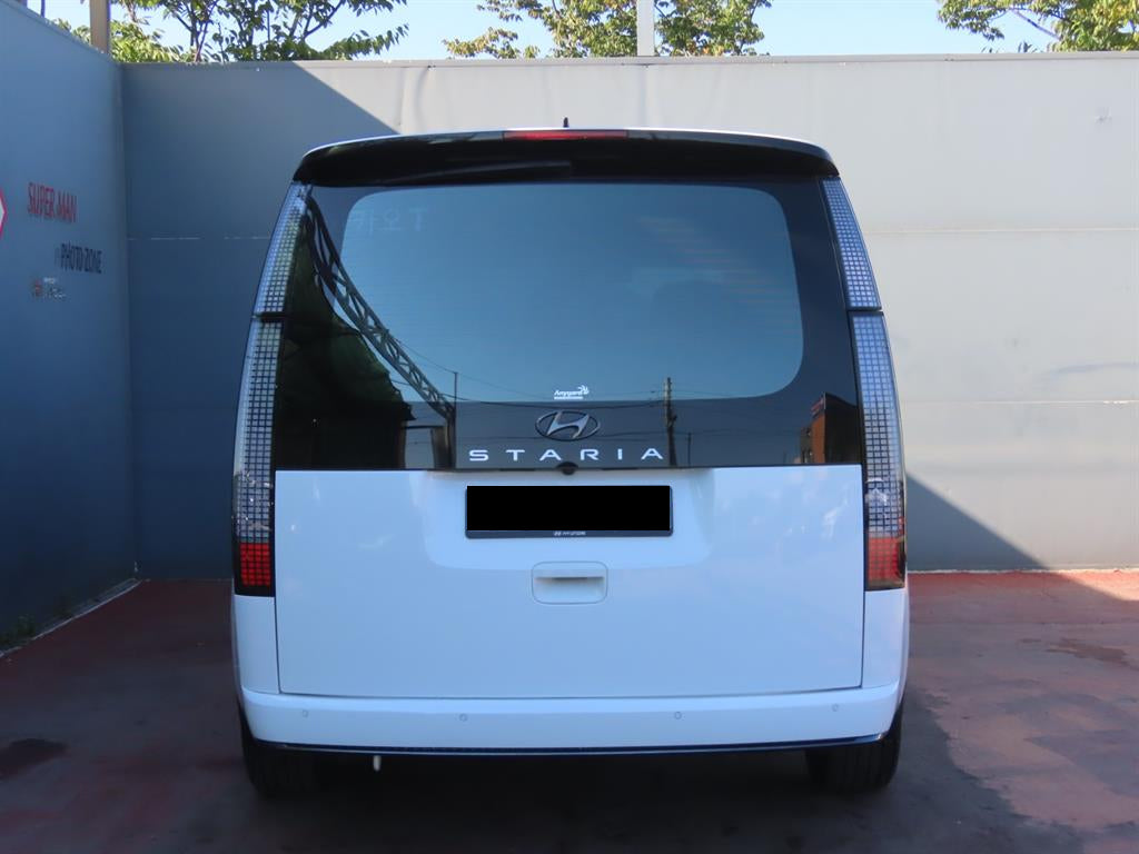 Hyundai Staria — photo 04