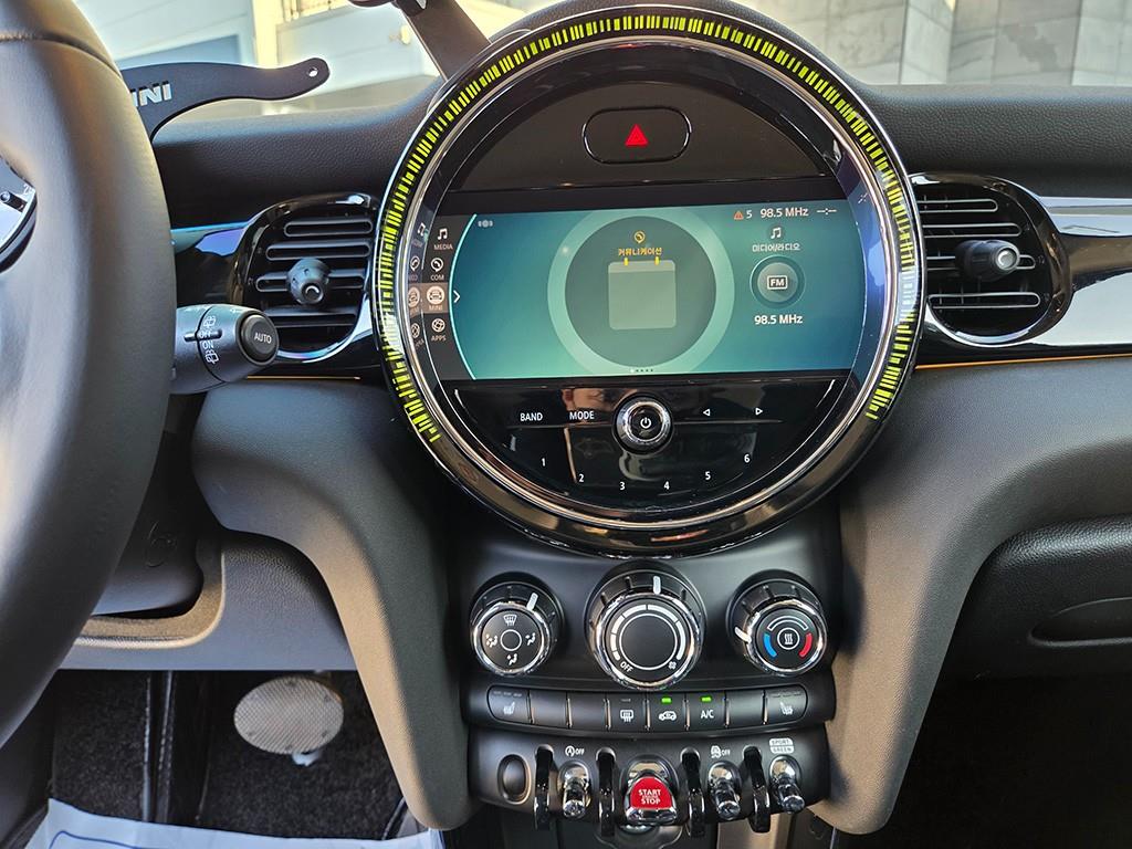 Mini Cooper — photo 09