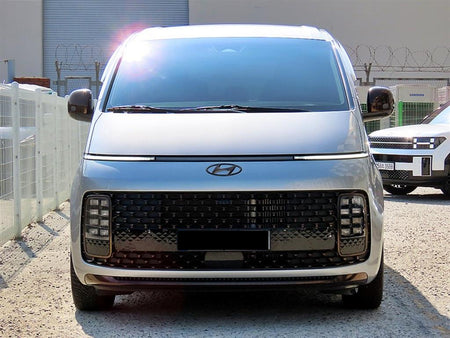 Hyundai Staria — photo 01