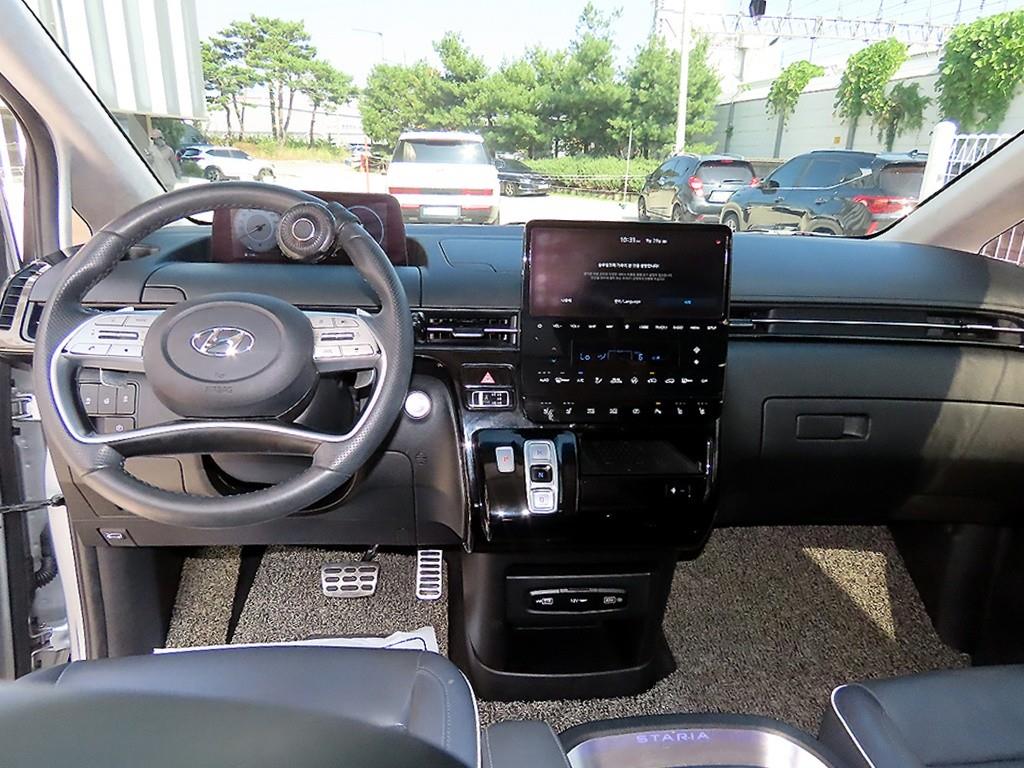 Hyundai Staria — photo 08
