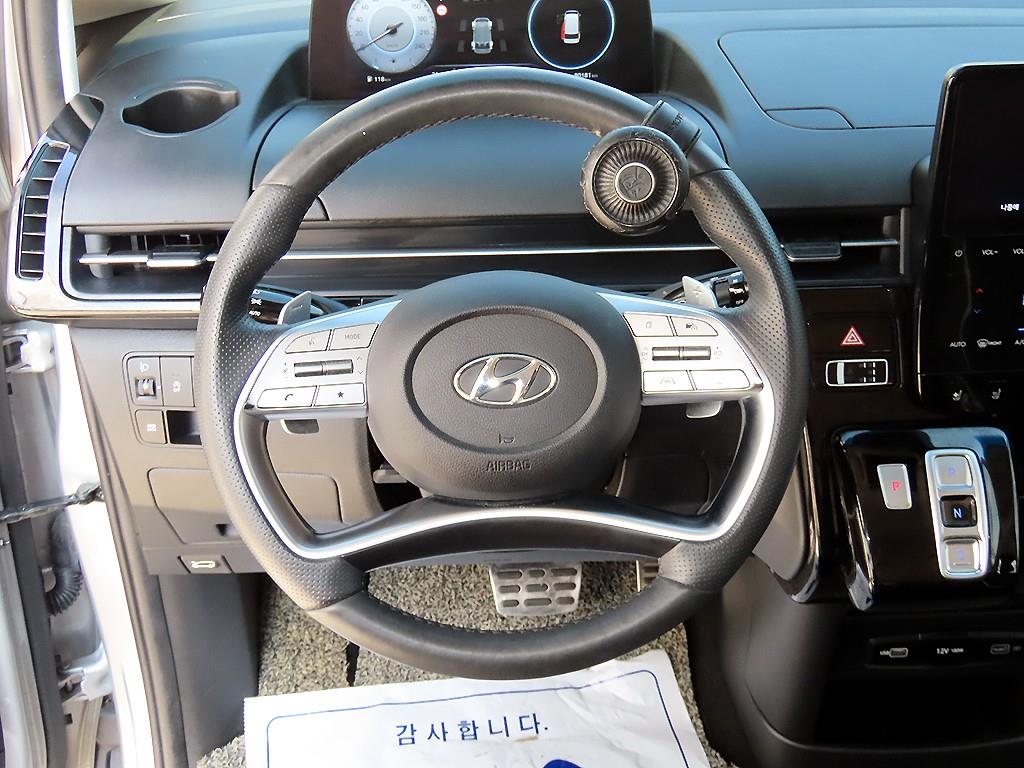 Hyundai Staria — photo 09