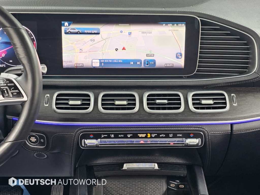 Mercedes-Benz GLE-Class — photo 14