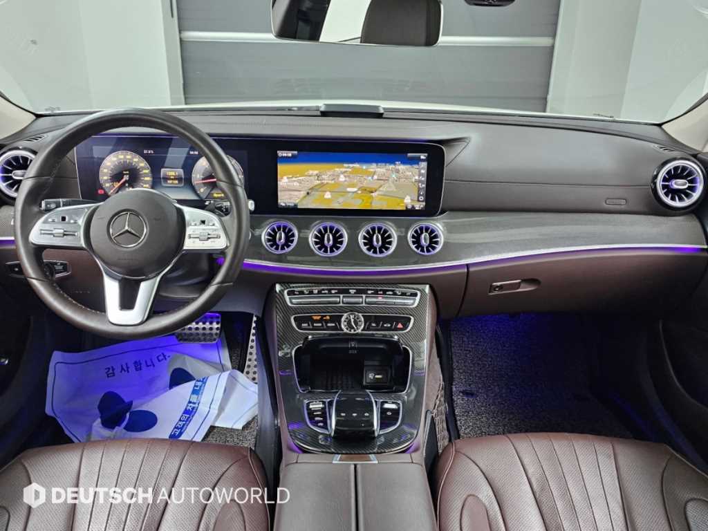 Mercedes-Benz CLS-Class — photo 07