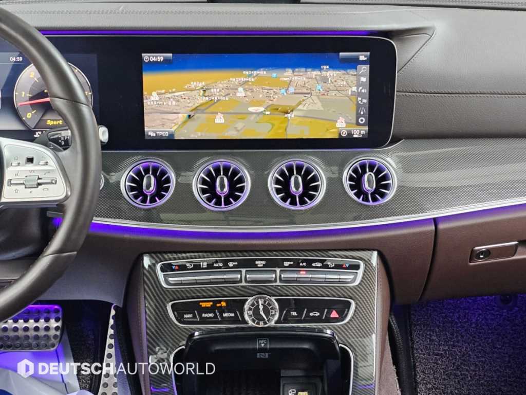 Mercedes-Benz CLS-Class — photo 14
