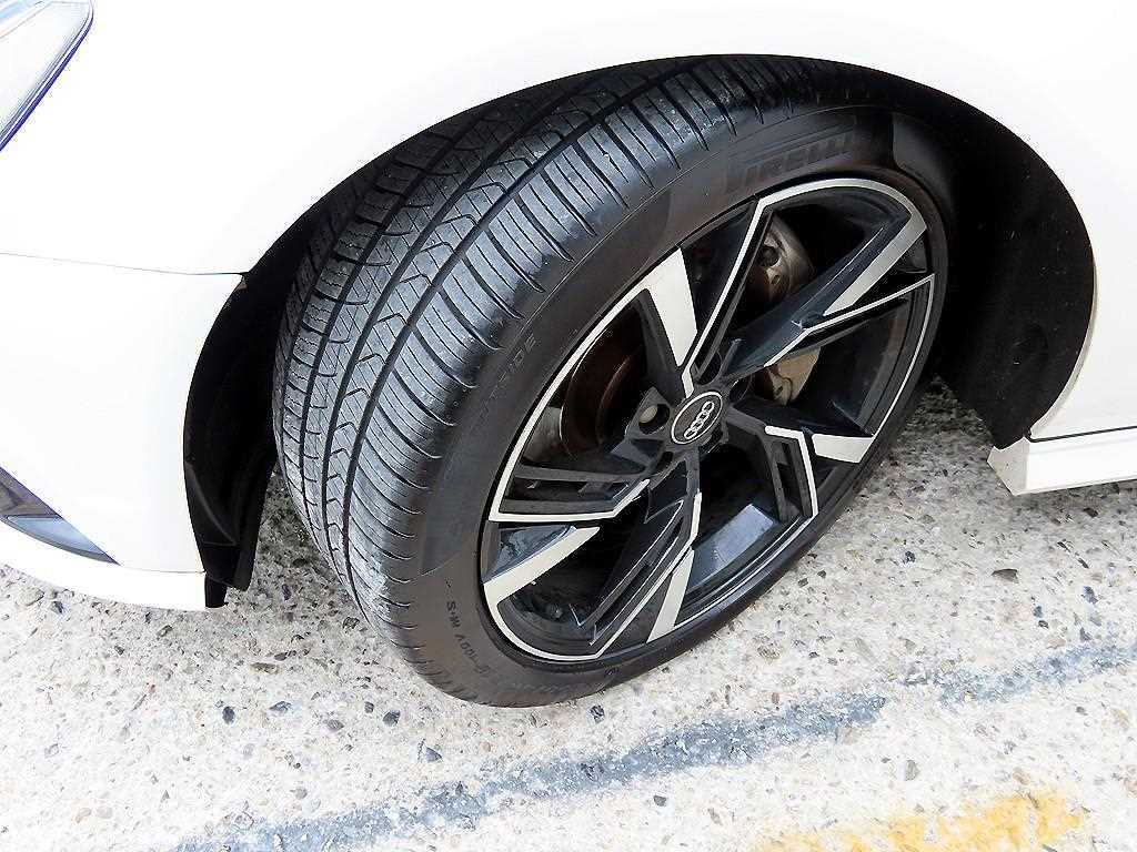 Audi A6 — photo 20