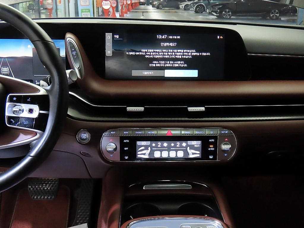 Genesis G90 — photo 11