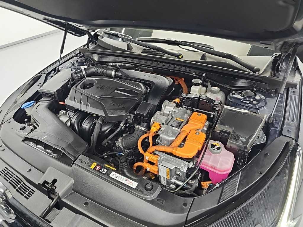 Kia K5 — photo 05