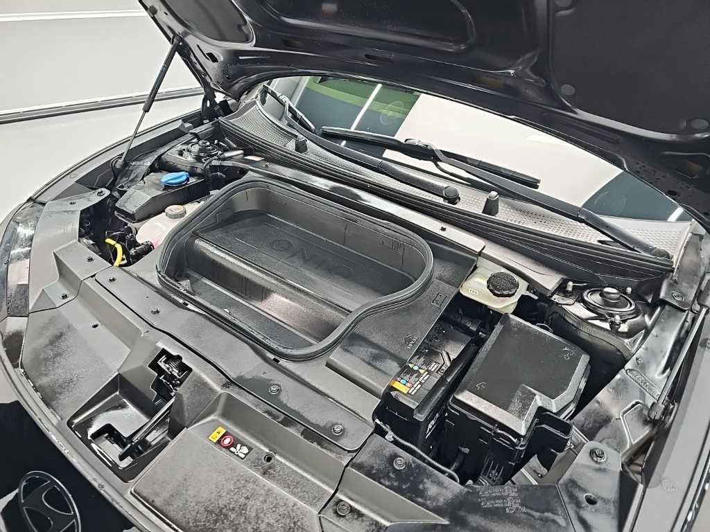 Hyundai Ioniq6 — photo 05