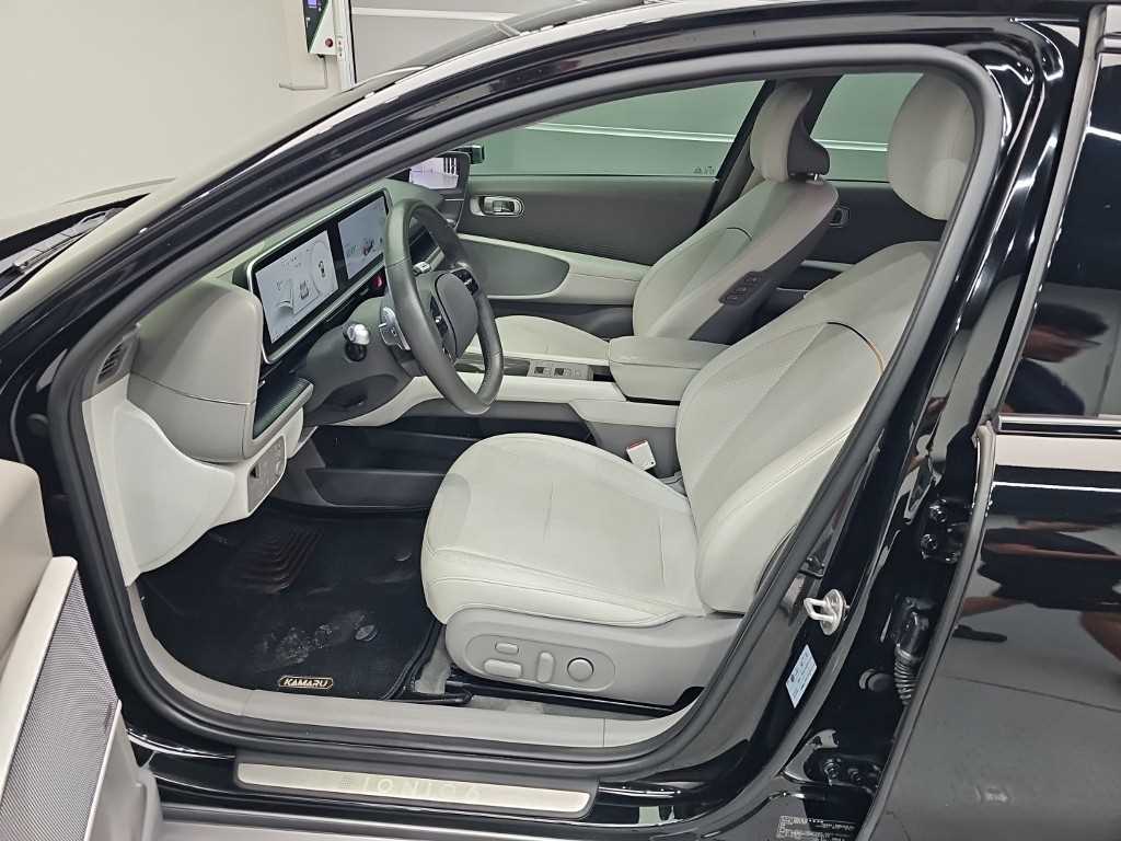 Hyundai Ioniq6 — photo 11