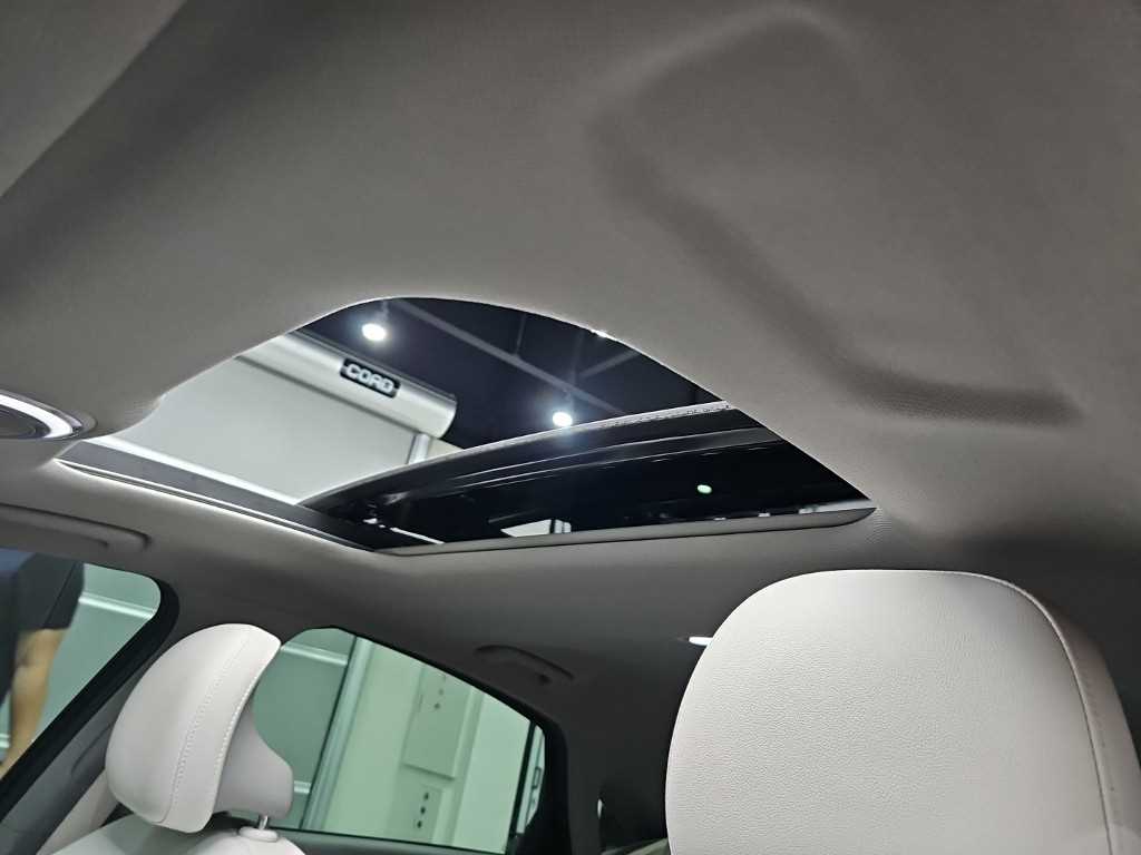 Hyundai Ioniq6 — photo 15