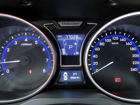 Hyundai Veloster — photo 09