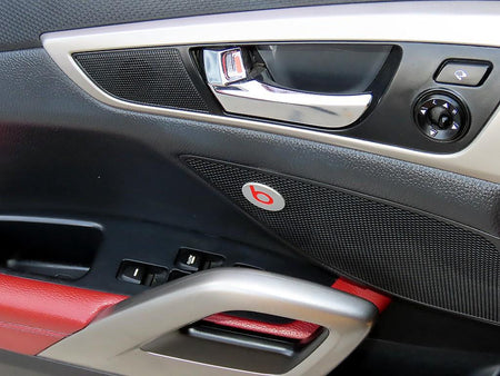Hyundai Veloster — photo 11