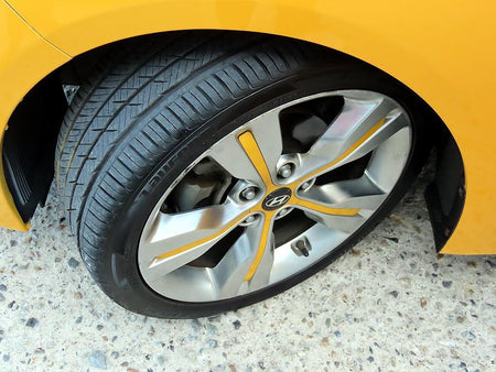 Hyundai Veloster — photo 19