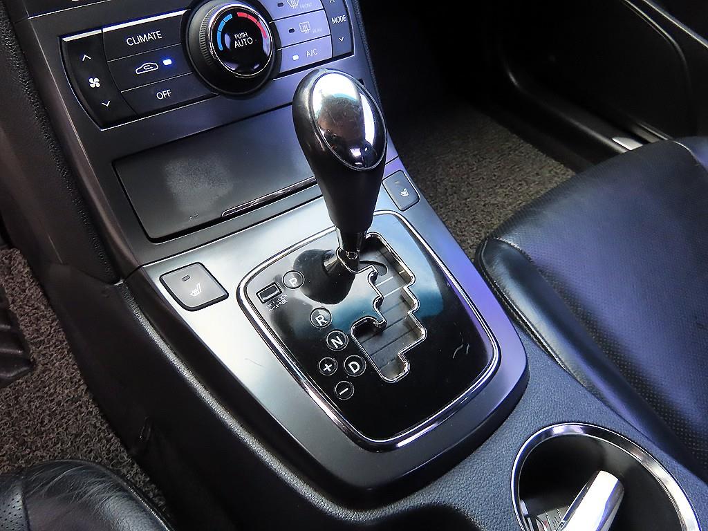 Hyundai Genesis — photo 10