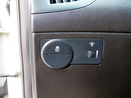 Hyundai Genesis — photo 12