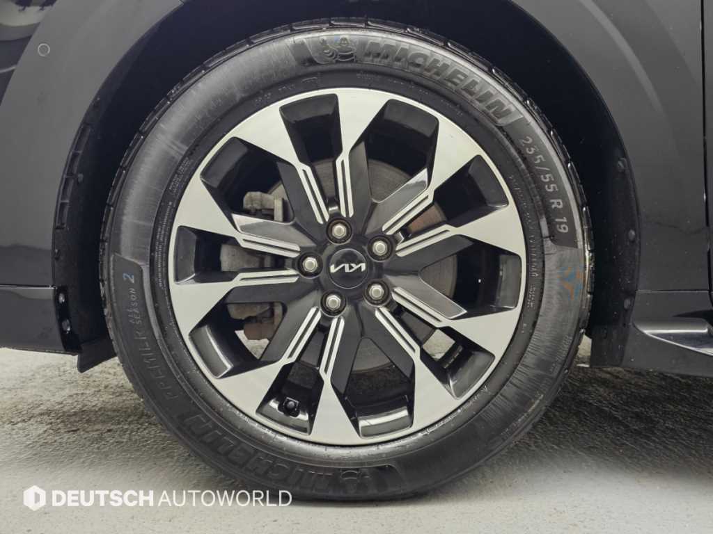 Kia Carnival — photo 05