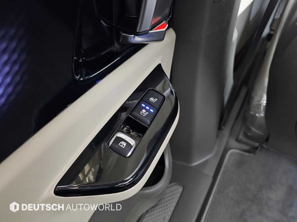 Kia Carnival — photo 16