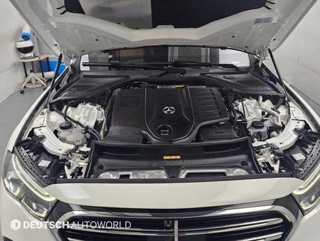 Mercedes-Benz E-Class — photo 06