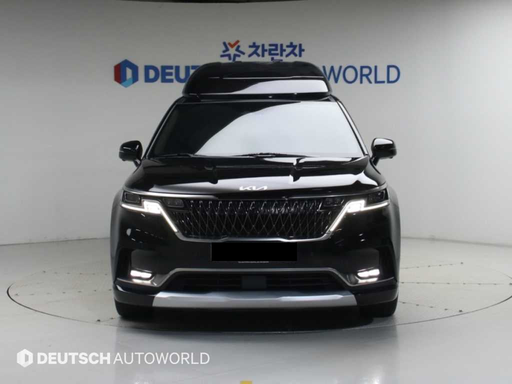 Kia Carnival — photo 03
