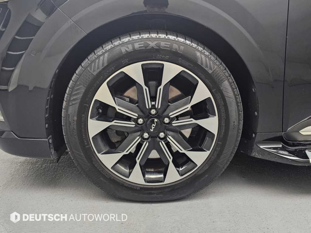 Kia Carnival — photo 05