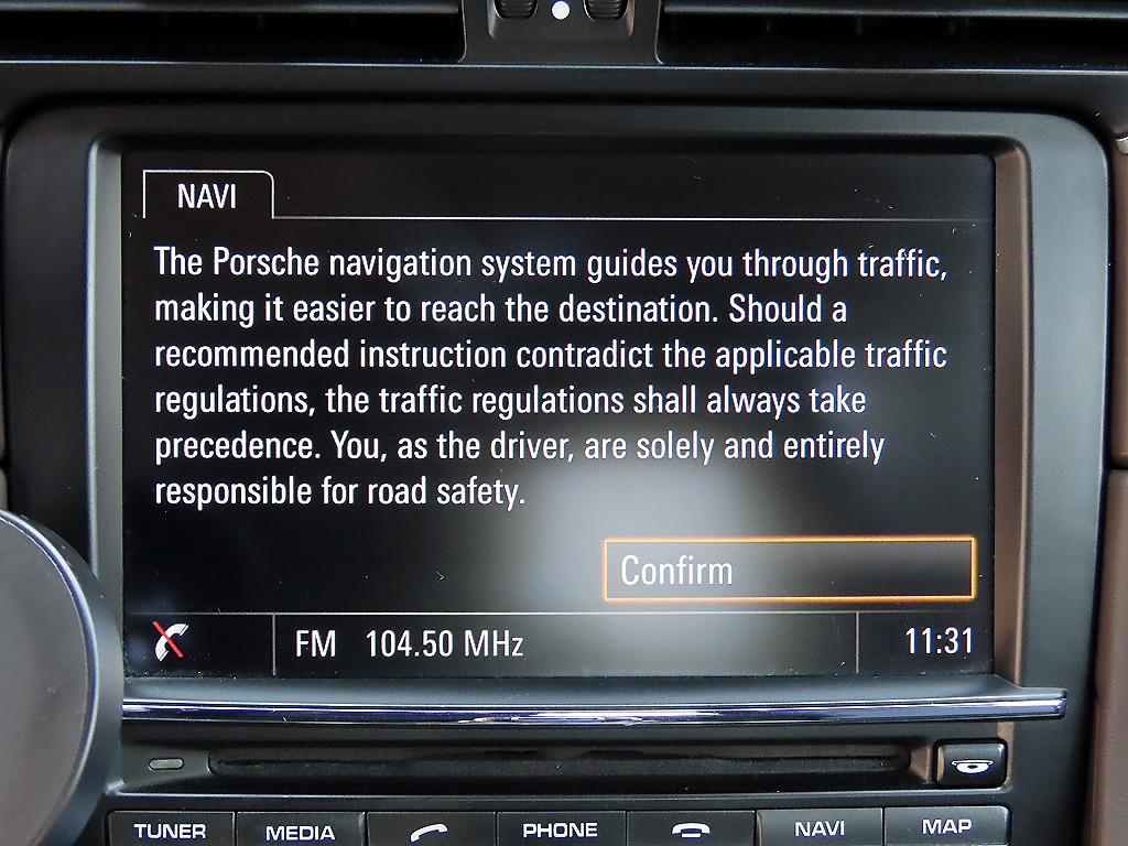 Porsche 911 — photo 14