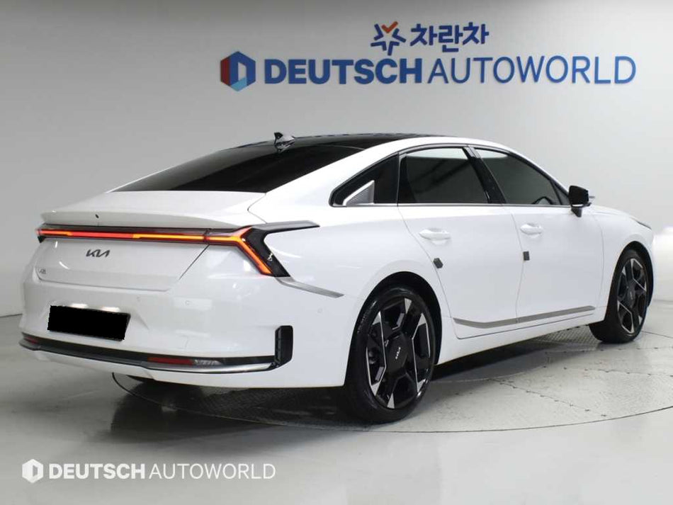 Kia K8 — photo 02
