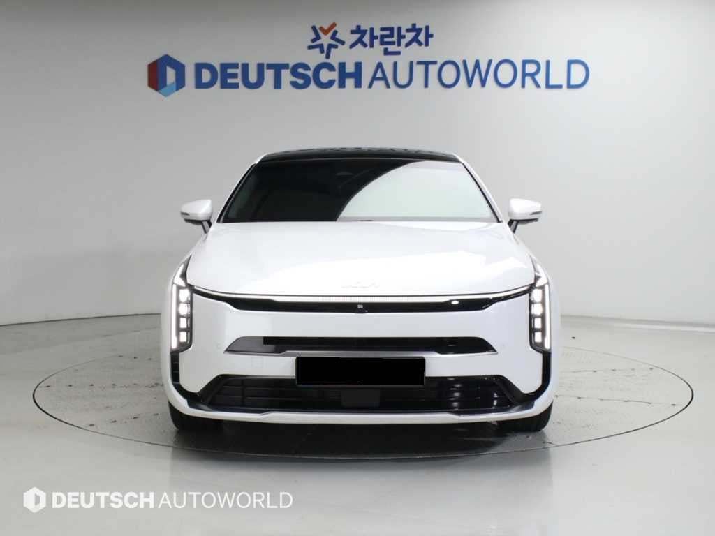 Kia K8 — photo 03