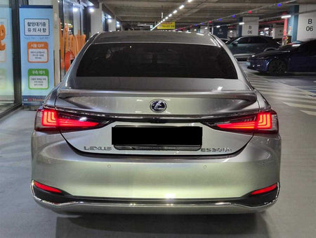 Lexus ES — photo 05
