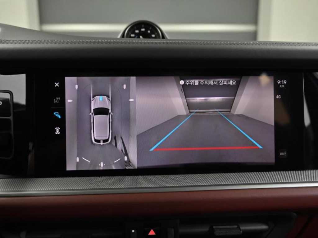 Porsche Cayenne — photo 15