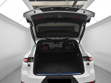 Porsche Cayenne — photo 19