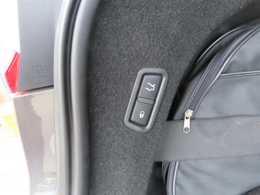 Maserati Levante — photo 06